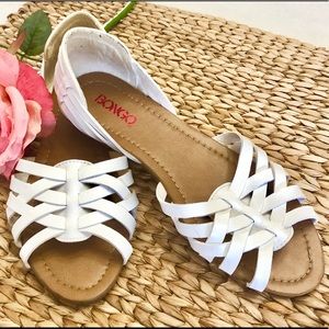 Bongo sandals white size 6